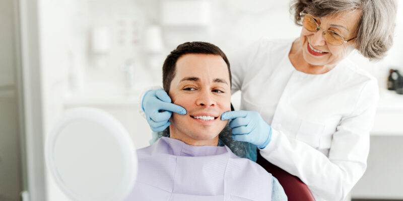 O que é recontorno estético dental O que é recontorno estético dental